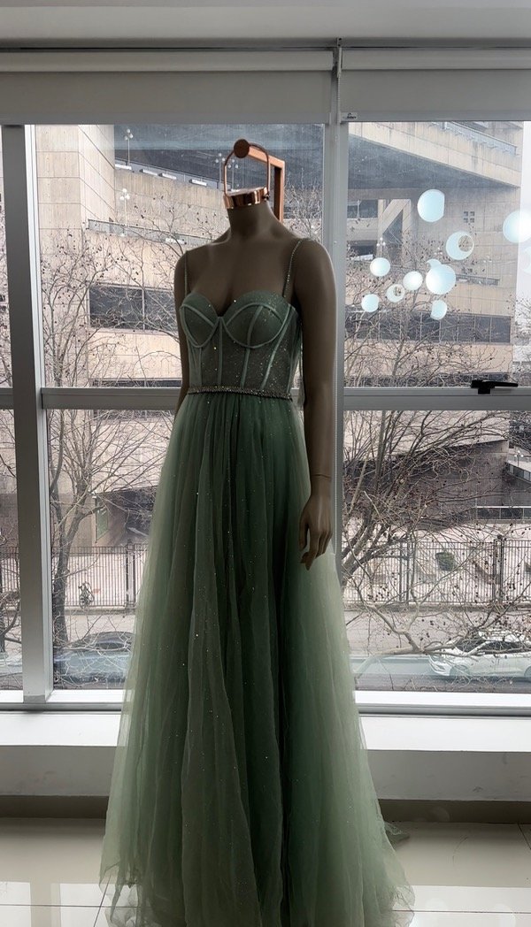 Producto - Vestido Sienna verde. PRECIO EN LA DESCRIPCIÓN, NO SE VENDE ONLINE