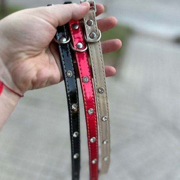 Producto - Collar de cuerina con strass - 1