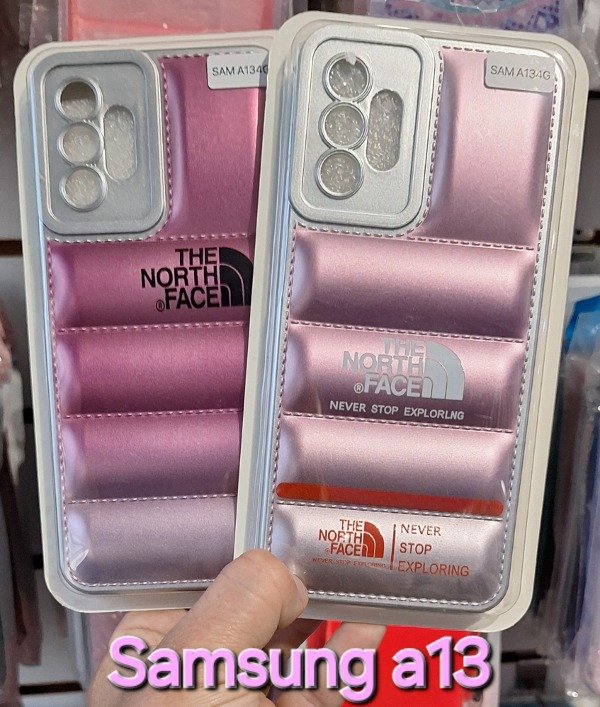 Producto - Fundas puffer diseño metalizadas. Samsung a13