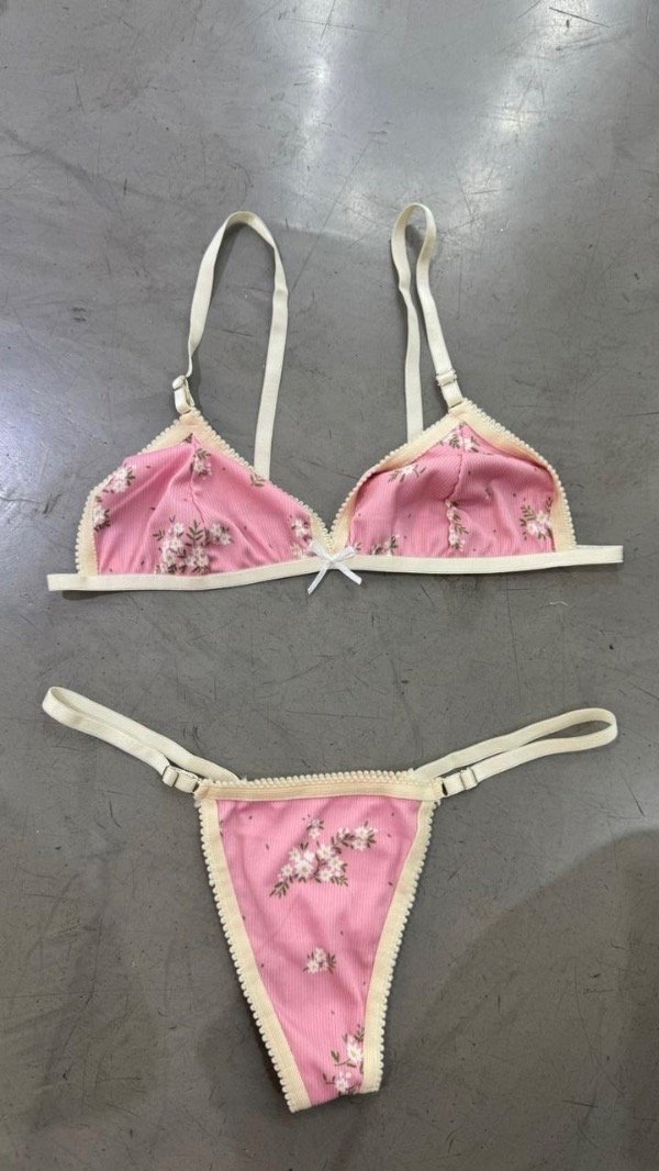 Producto - Conjunto Flor Rosa Morley