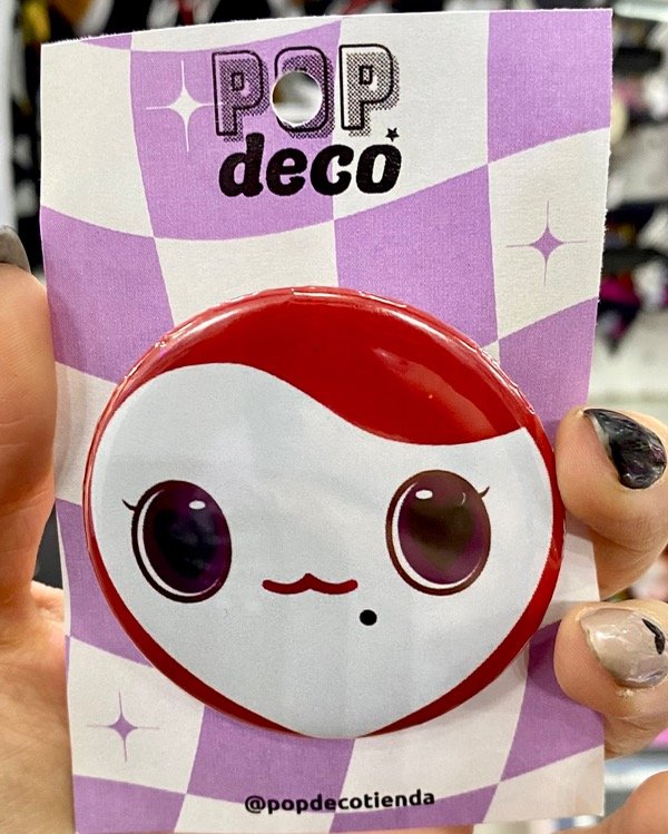 Producto - Pin Lovely roja