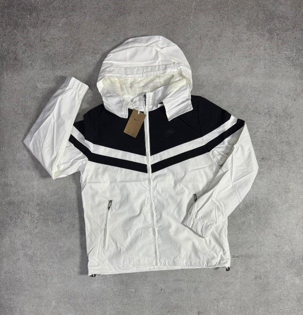 Producto - Rompeviento Jordan o Nike con piel - 3