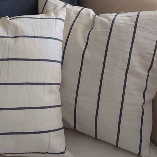 Producto - FUNDA RAYAS GRAFITO 50X50