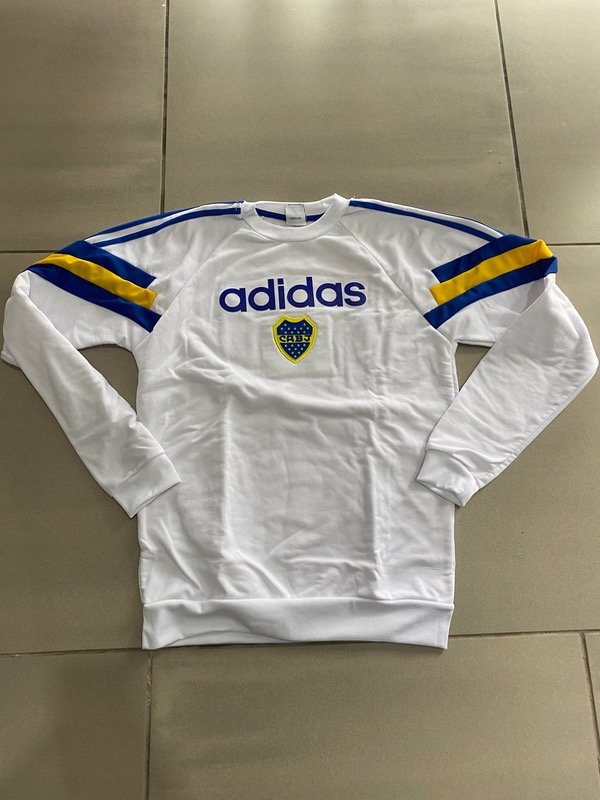 Producto - Buzo boca blanco retro 2