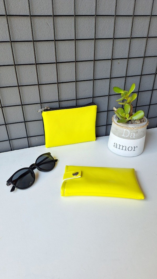 Producto - NECESER AMARILLO + FUNDA LENTES