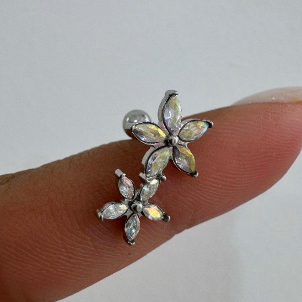 Producto - PIERCING HELIX DOBLE FLOR CUBIC