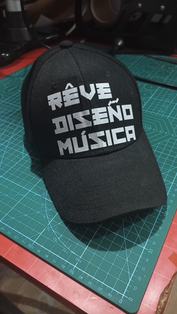 Producto - Gorra de Algodón Clásica Personalizable por unidad