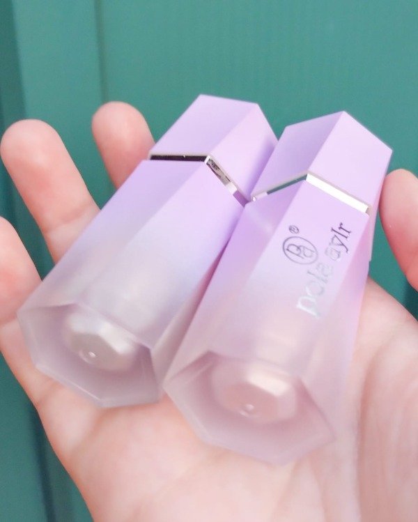 Producto - Iluminador líquido aplicador grueso