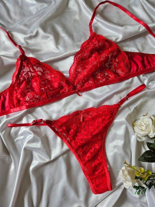 Producto - CONJUNTO DE ENCAJE CLASICO ROJO (A01 B)