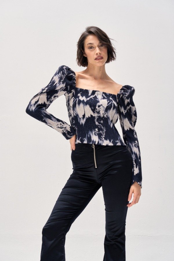 Producto - BLUSA M/PRINCESA PLISADA ESTAMPADA