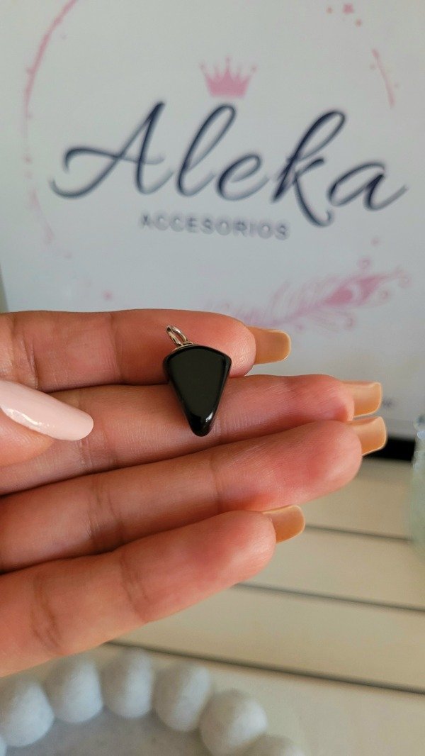 Producto - Dije triángulo obsidiana