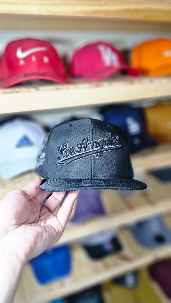 Producto - GORRA PREMIUM LOS ANGELES NEGRO TOTAL
