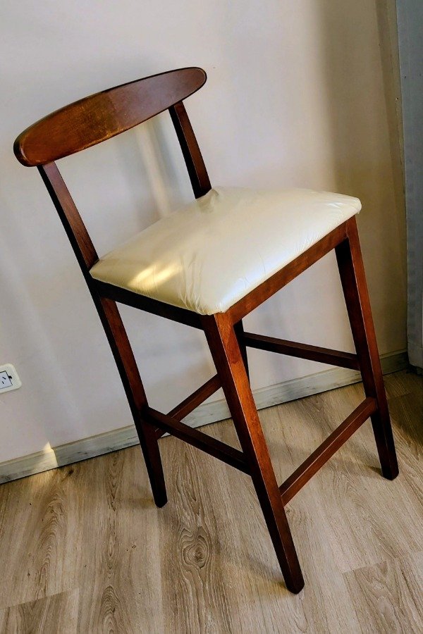 Producto - Banqueta Báltico Escandinava Guatambú