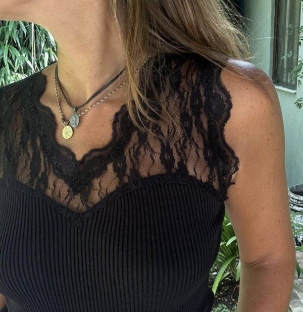 Producto - Musculosa Tejida Mom