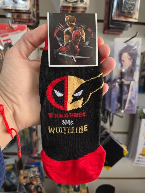 Producto - Medias Deadpool y Wolverine