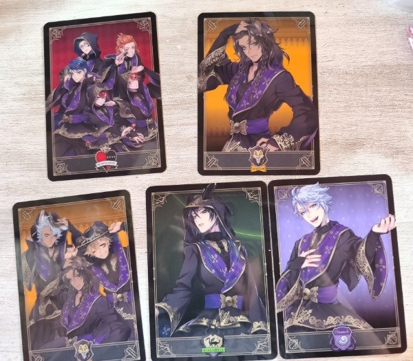 Producto - Twisted wonderland imagened