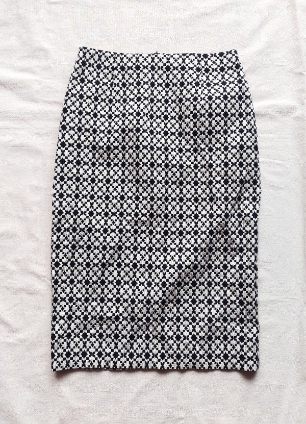 Producto - Pollera Zara ByN