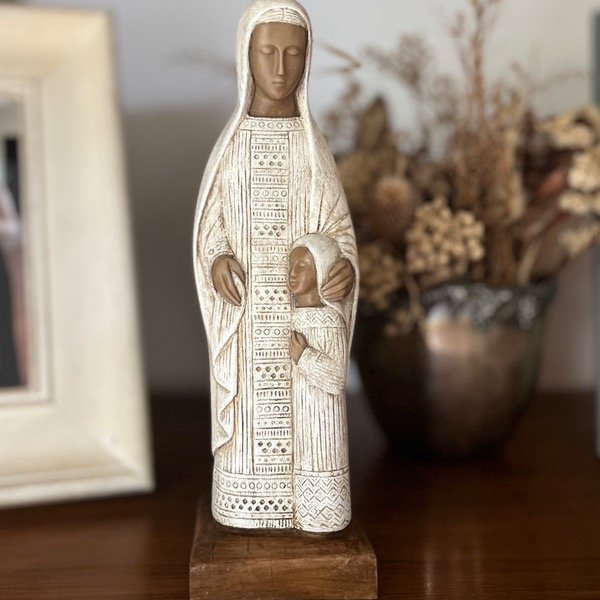 Producto - Santa Ana y la Virgen 22cms piedra