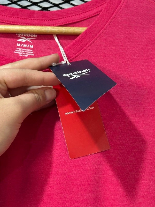 Producto - Remera REEBOK TM nueva - 3