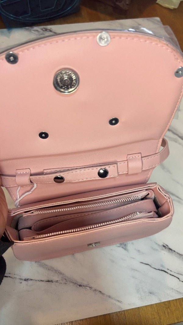 Producto - Minibag DIESEL rosa doble correa - 3