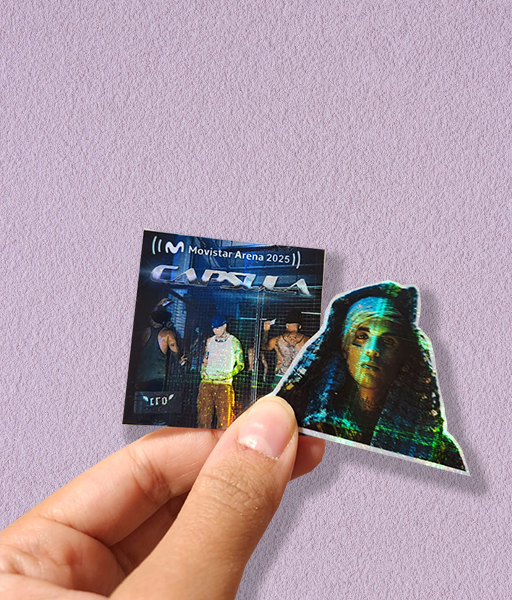 Producto - STICKERS HOLOGRÁFICOS - CÁPSULA C R O