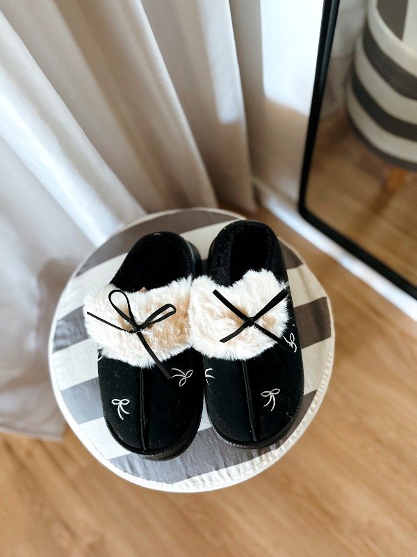 Producto - Pantuflas moño negras