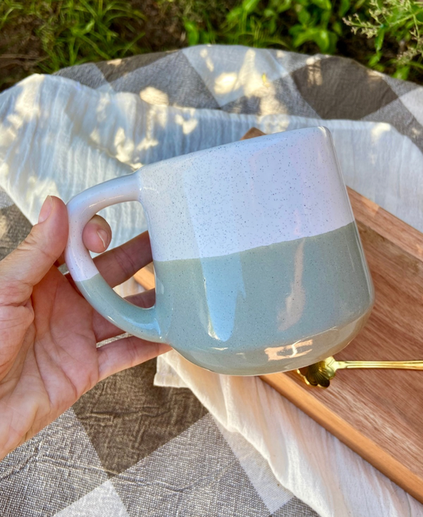 Producto - Taza cónica Victoria- verde seco