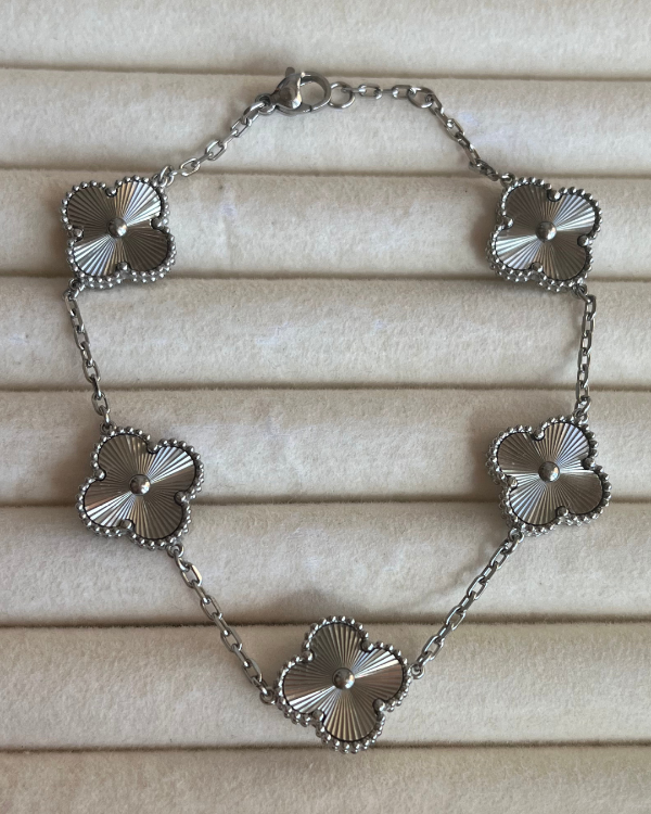 Producto - Pulsera trébol de acero quirúrgico 21-22cm