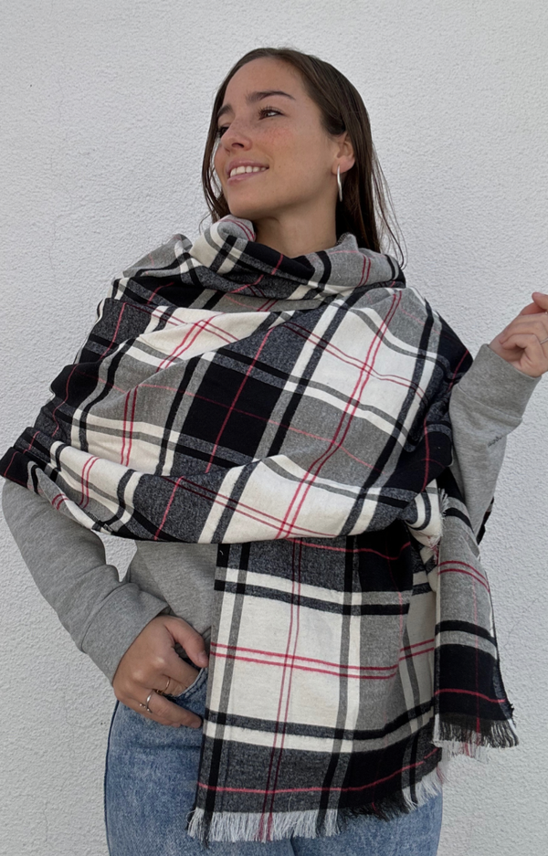 Producto - Ruana pilu 6