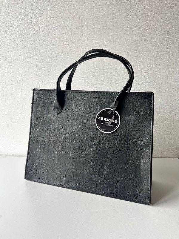 Producto - Maxibag Negra lisa