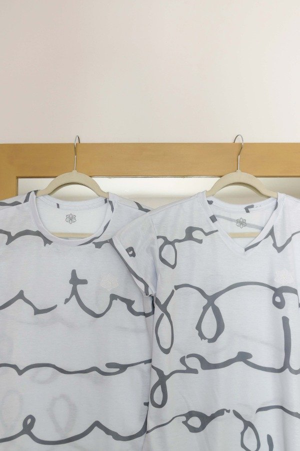 Producto - REME - Estampa letras gris