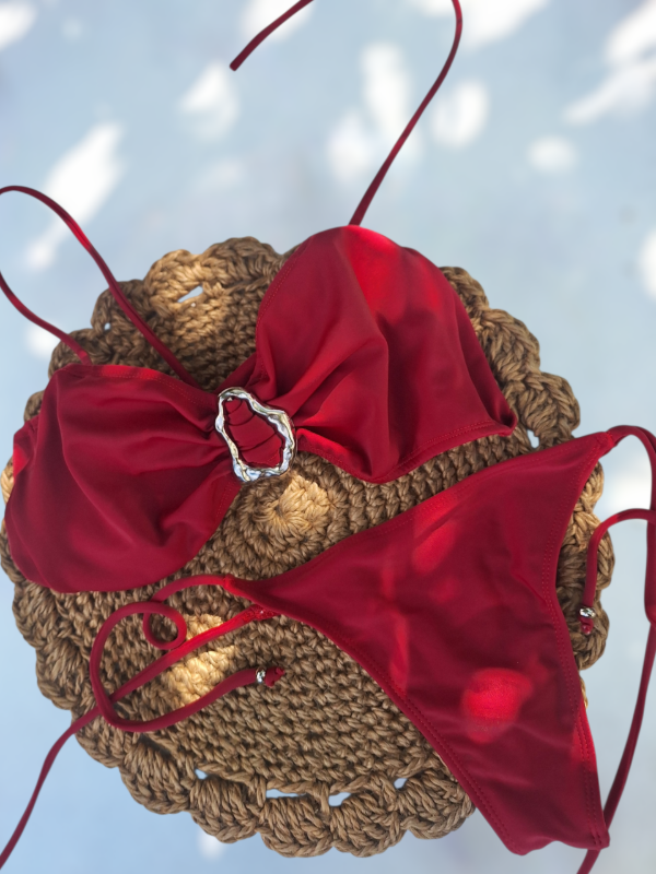 Producto - BIKINI MONACO BORDO + BOMBACHA DE TIRITAS acces plateado