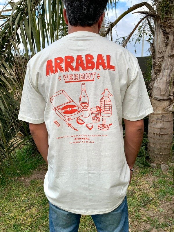 Producto - Remera Amigos (Crudo)