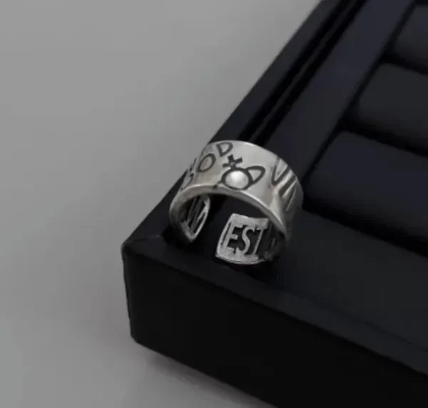 Producto - Anillo Punk Vivienne