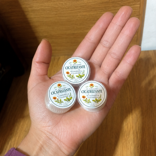 Producto - Bálsamo cicatrizante labios secos, agrietados. Protector.