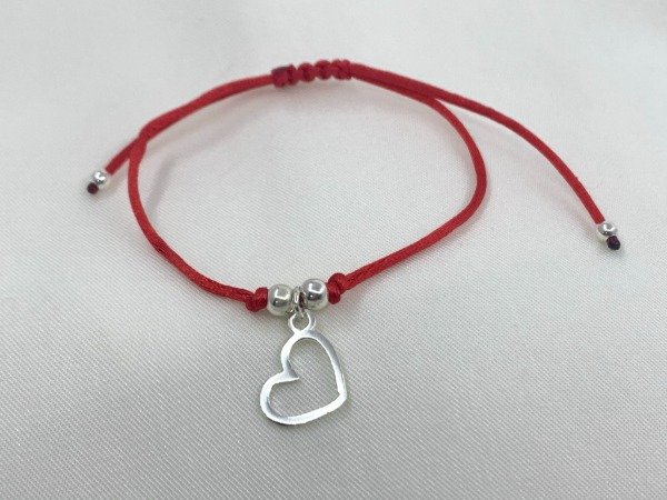 Producto - Pulsera de Hilo de seda macramé ROJA CORAZON CALADO