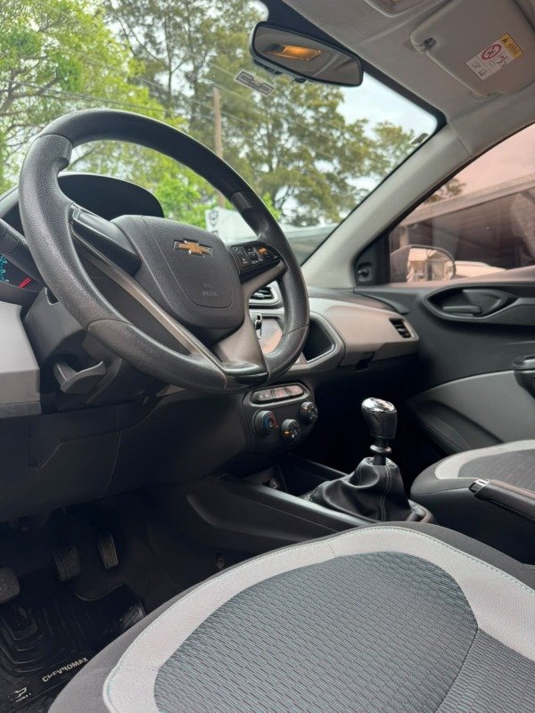Producto - Chevrolet Onix 1.4 LT MT 2016 - 9