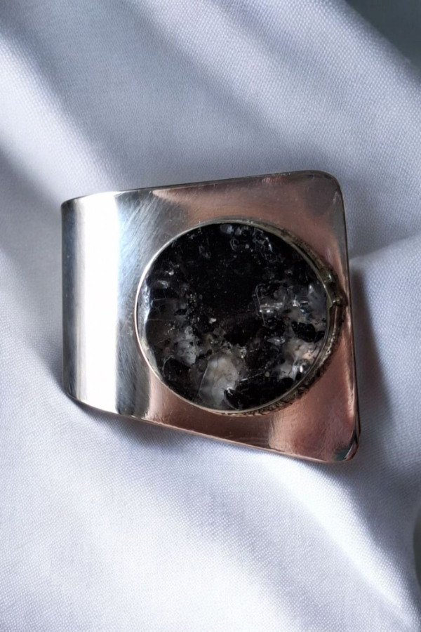 Producto - Anillo Maki de acero con turmalina y cuarzo cristal - 0