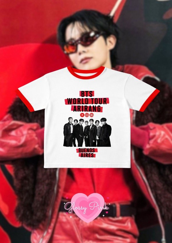 Producto - Baby Tee con detalles rojos BTS World Tour - DTF