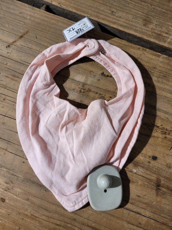 Producto - Babero HyM rosa - PRECIO: 1X