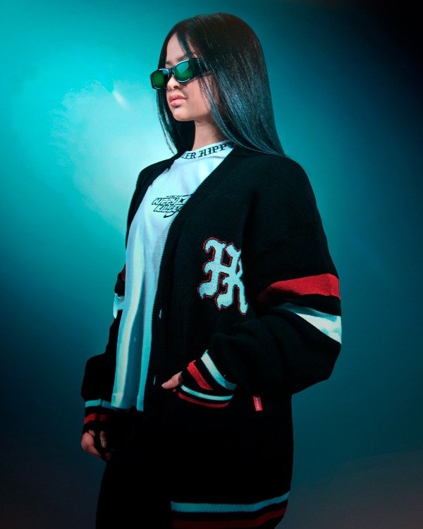 Producto - Cardigan University Rojo HK