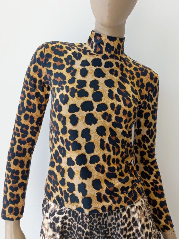 Producto - Media Polera Básica Modal Soft Animal Print (Art. 5666)