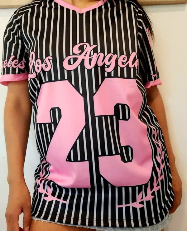 Producto - Remera negra Los Angeles Rosa 23