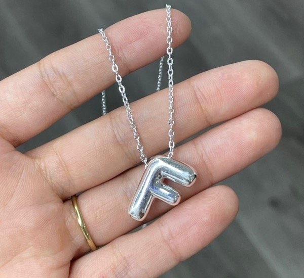 Producto - AB cadena con inicial inflada F
