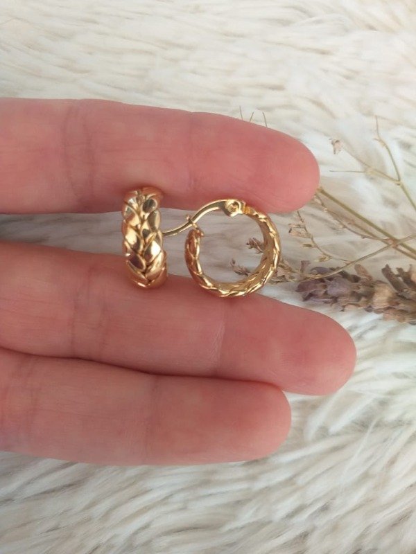 Producto - ADA0149 Argolla Laurel chica