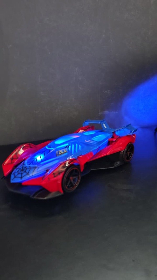 Producto - Auto de carrera de spiderman con Sonido Luces y humo