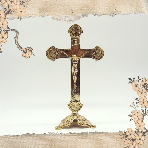 Producto - Crucifijo con base 02