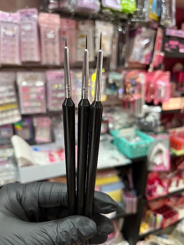 Producto - Pincel liner x3 mango negro