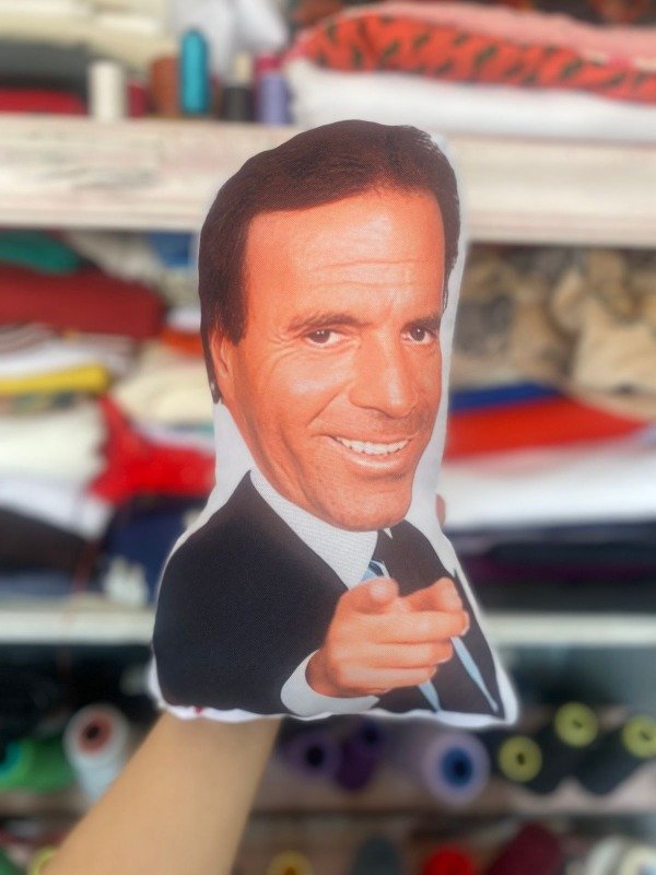 Producto - Muñeco Julio Iglesias