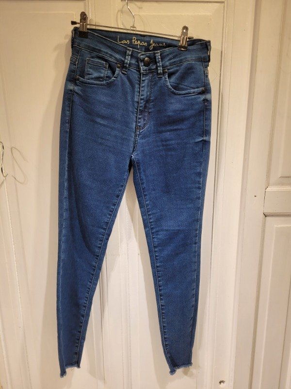 Producto - Jean LAS PEPAS azul chupin Talle 24 - PRECIO: 32X - 0